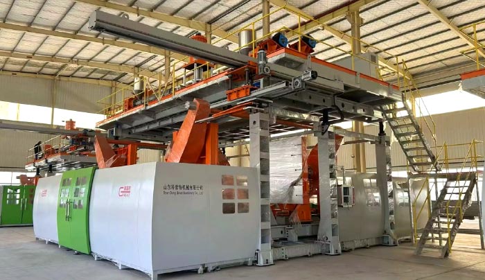 great-machinery-Blow-Molding-Machines