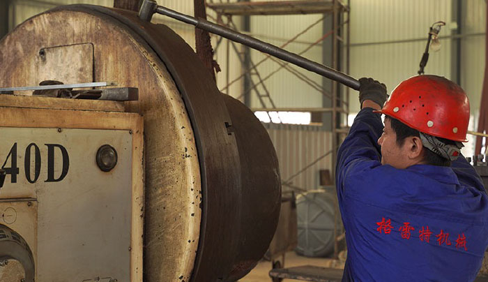 Technological-Development-Trends-in-Blow-Molded-Automotive-Fuel-Tanks