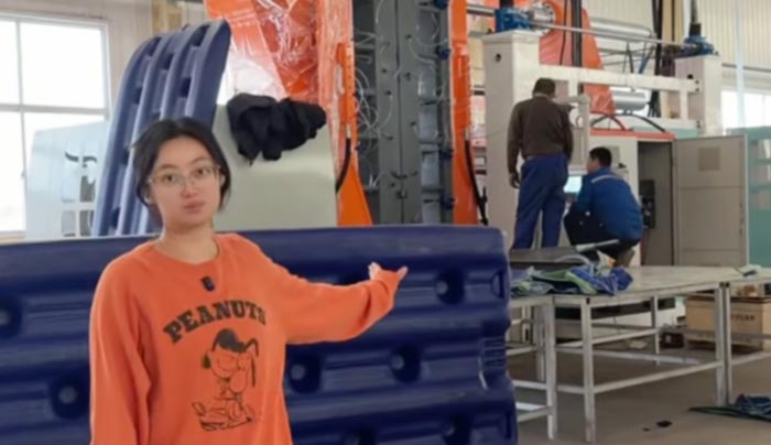 What-Manufacturing-Logic-Lies-Behind-a-“Floating”-Plastic-Boat